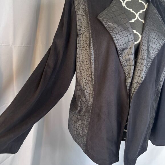 Chicos Black Faux Leather Snakeskin Velvety Open Front Jacket Cardigan Sz 3/LG - Picture 7 of 9